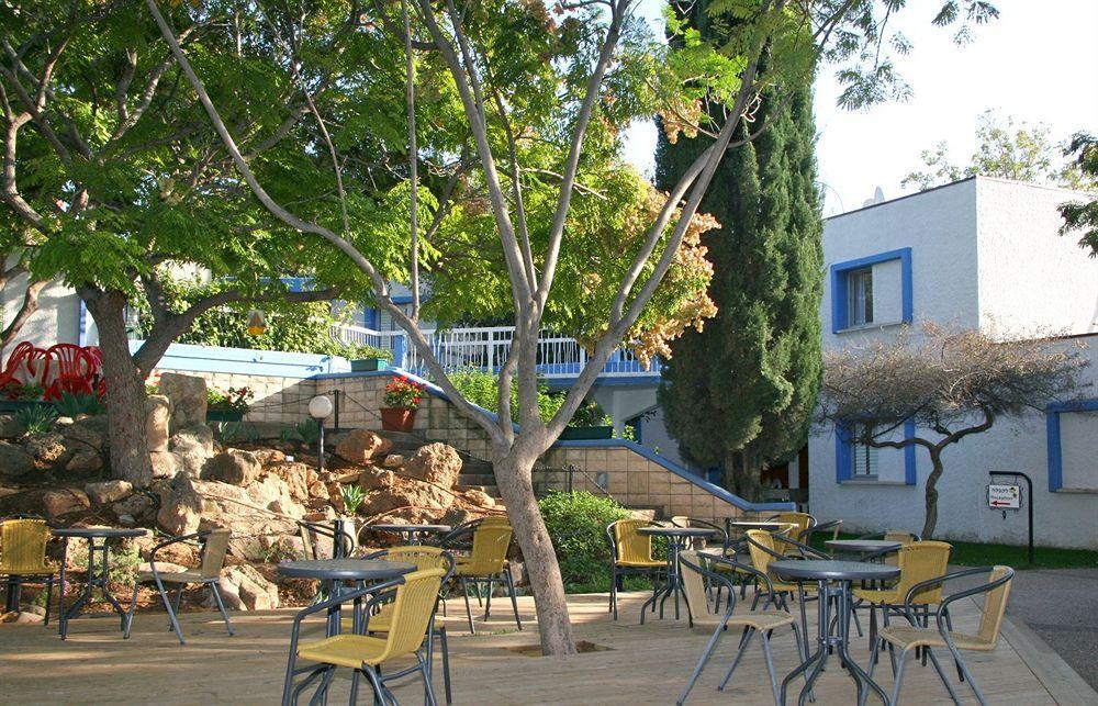 Travel Hotel Gesher Haziv Extérieur photo