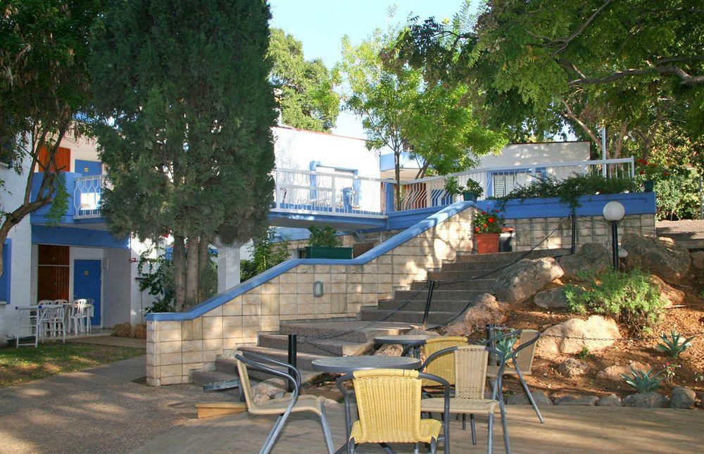 Travel Hotel Gesher Haziv Extérieur photo