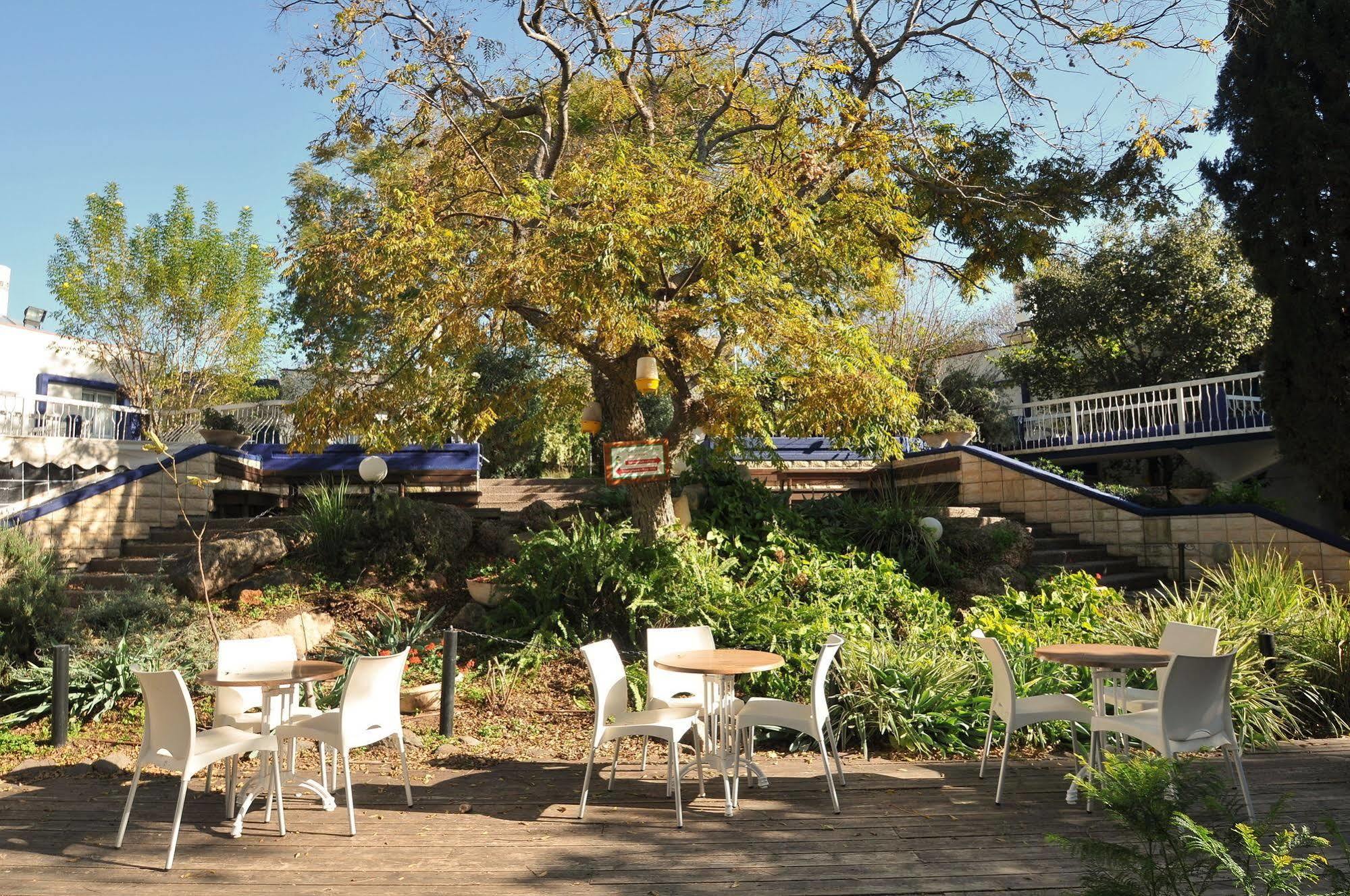 Travel Hotel Gesher Haziv Extérieur photo
